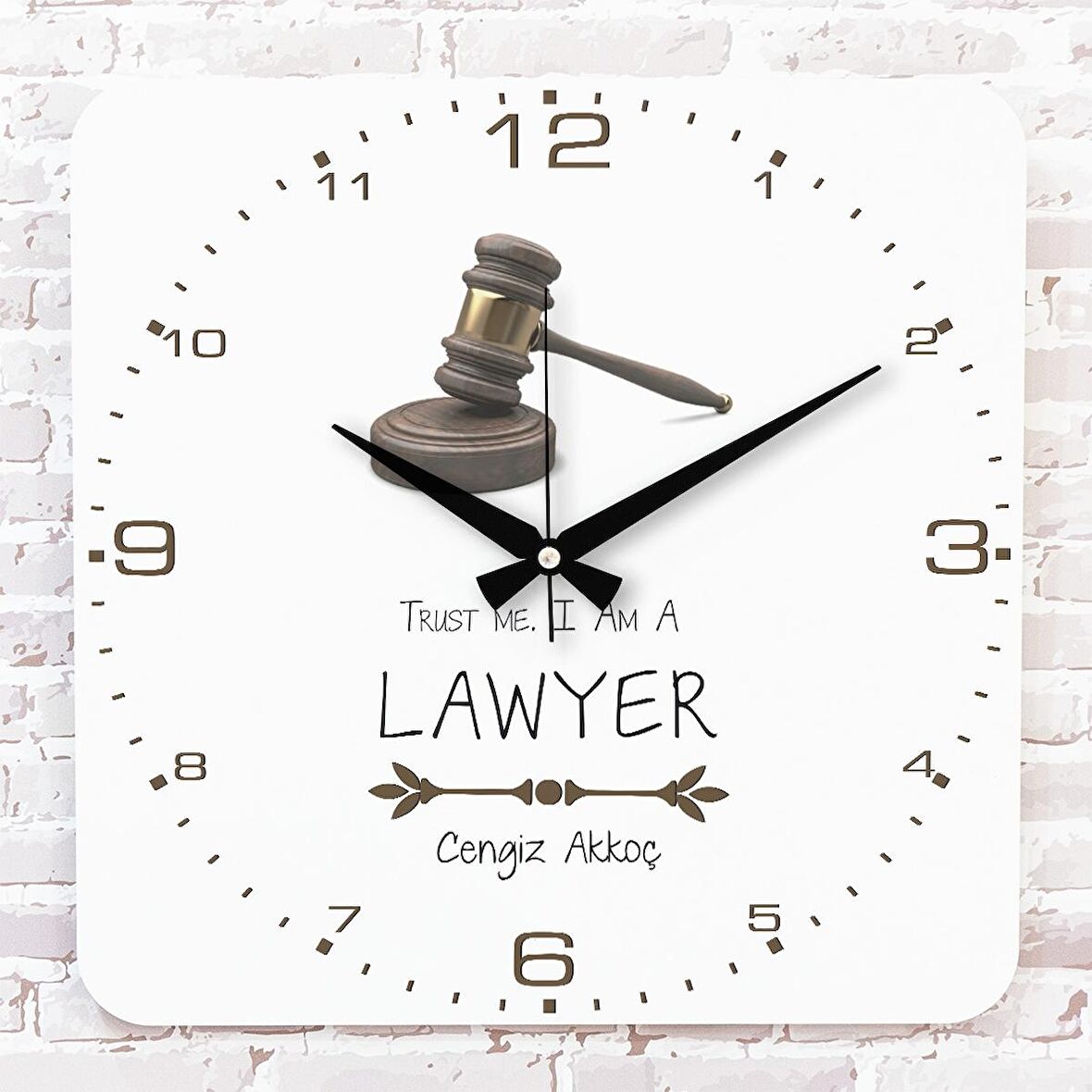 Avukata Hediye Ahşap Saat 33cm KA01-1096