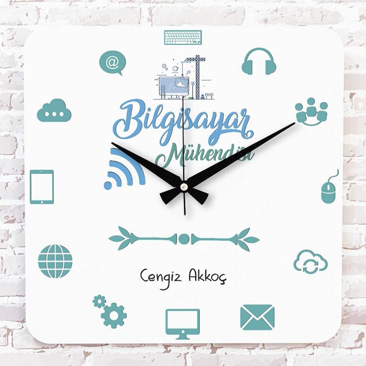 Bilgisayar Mühendisine Hediye Ahşap Saat 33cm KA01-1102