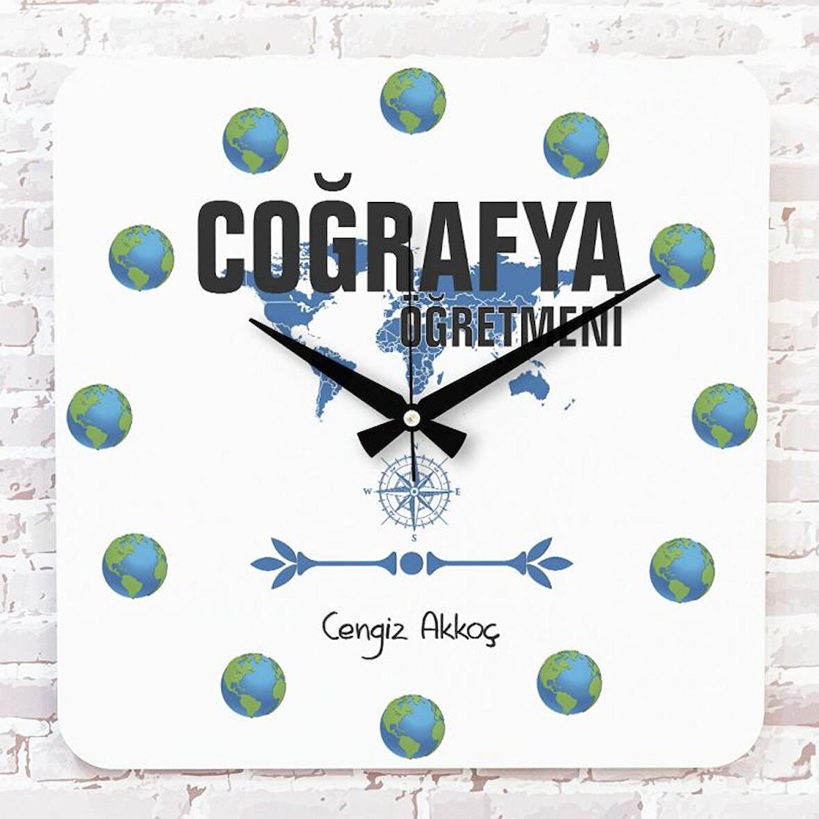 Coğrafya Öğretmenine Hediye Ahşap Saat 33cm KA01-1114