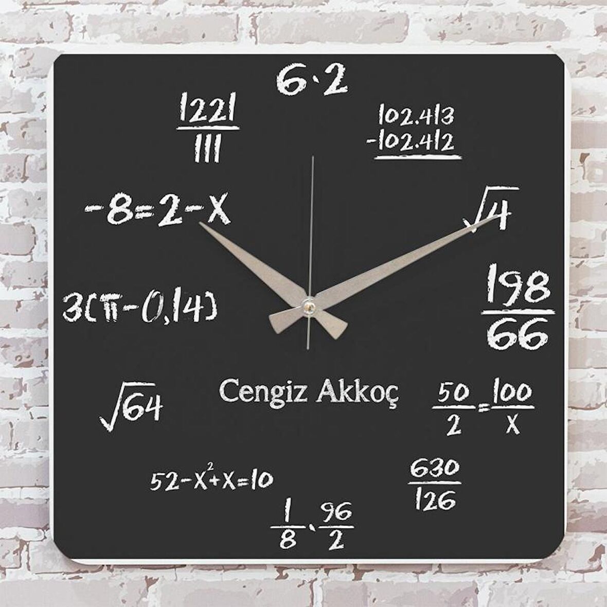 Matematik Öğretmenine Hediye Ahşap Saat 33cm KA01-1224