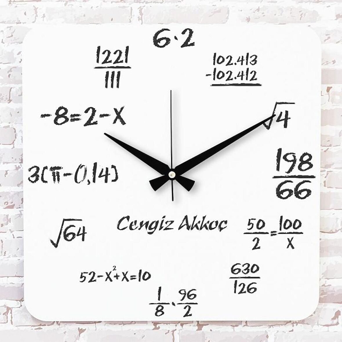 Matematik Öğretmenine Hediye Ahşap Saat 33cm KA01-1229