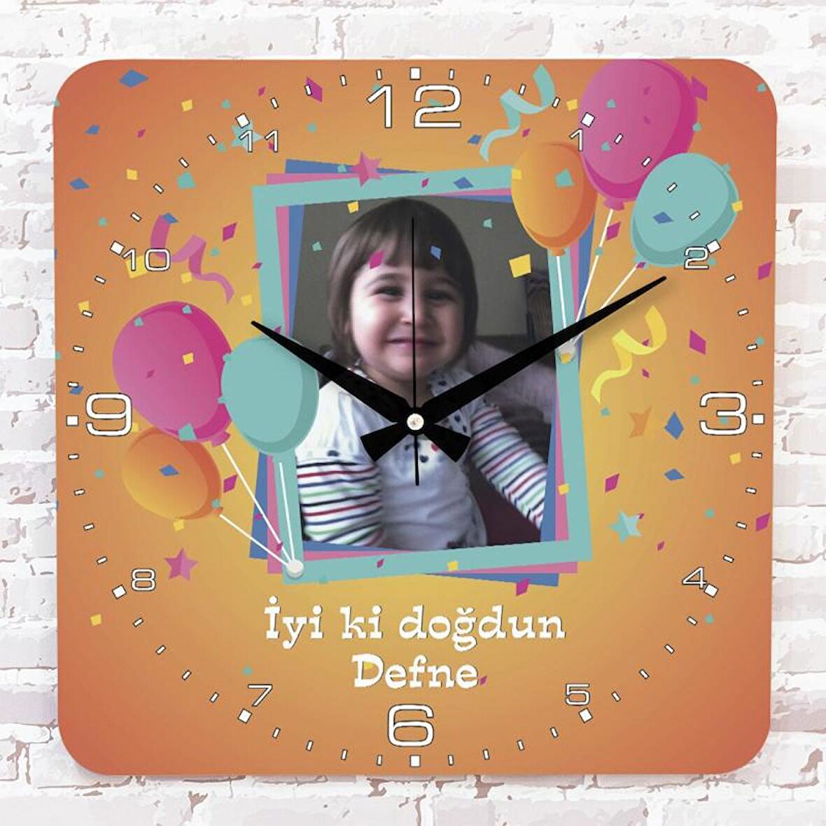 Kişiye Özel Fotoğraflı İyi ki Doğdun Tasarımlı Ahşap Saat 33cm KA01-1372
