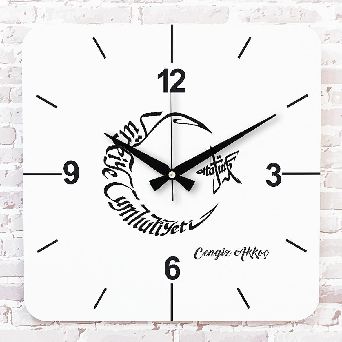 Kişiye Özel Atatürk Tasarımlı Hediye Ahşap Saat 33cm KA01-1450