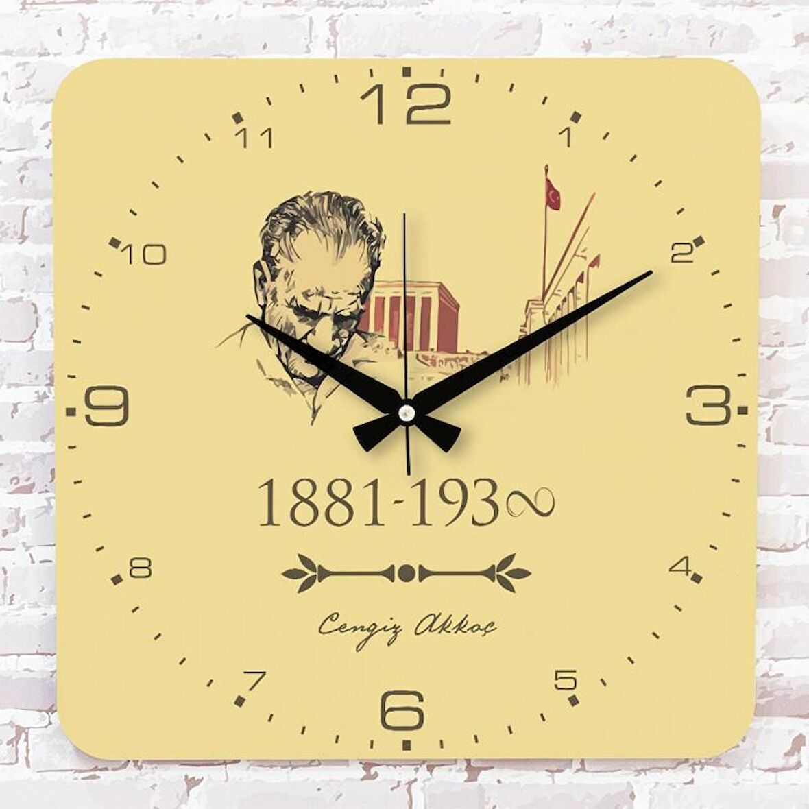 Kişiye Özel Atatürk Tasarımlı Hediye Ahşap Saat 33cm KA01-1458