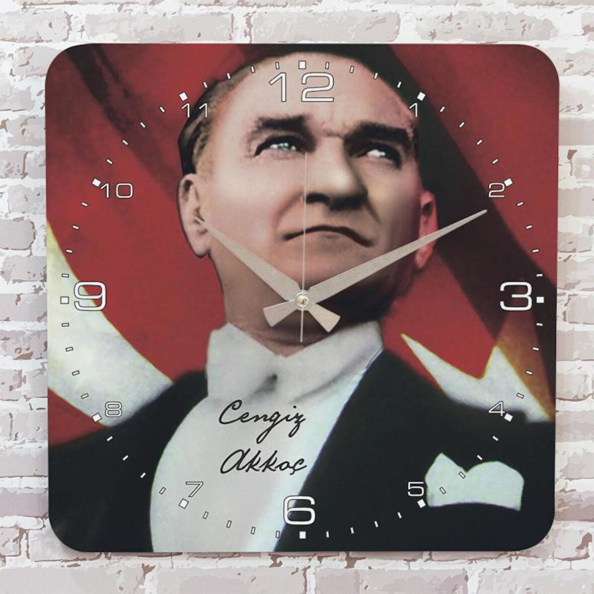 Kişiye Özel Atatürk Tasarımlı Hediye Ahşap Saat 33cm KA01-1468