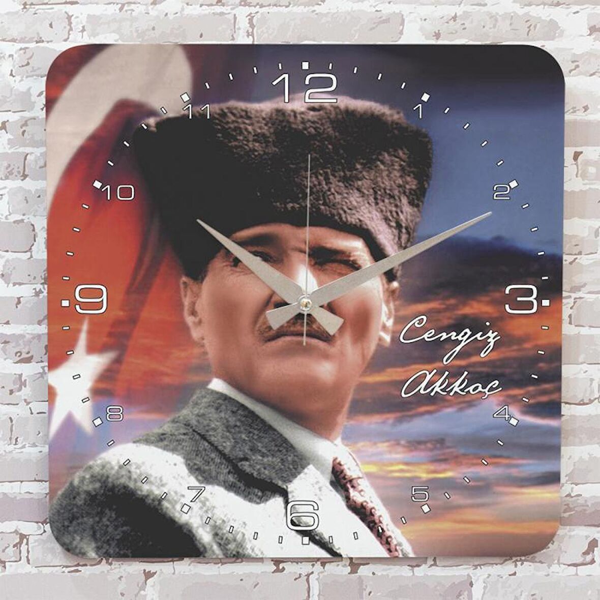 Kişiye Özel Atatürk Tasarımlı Hediye Ahşap Saat 33cm KA01-1471