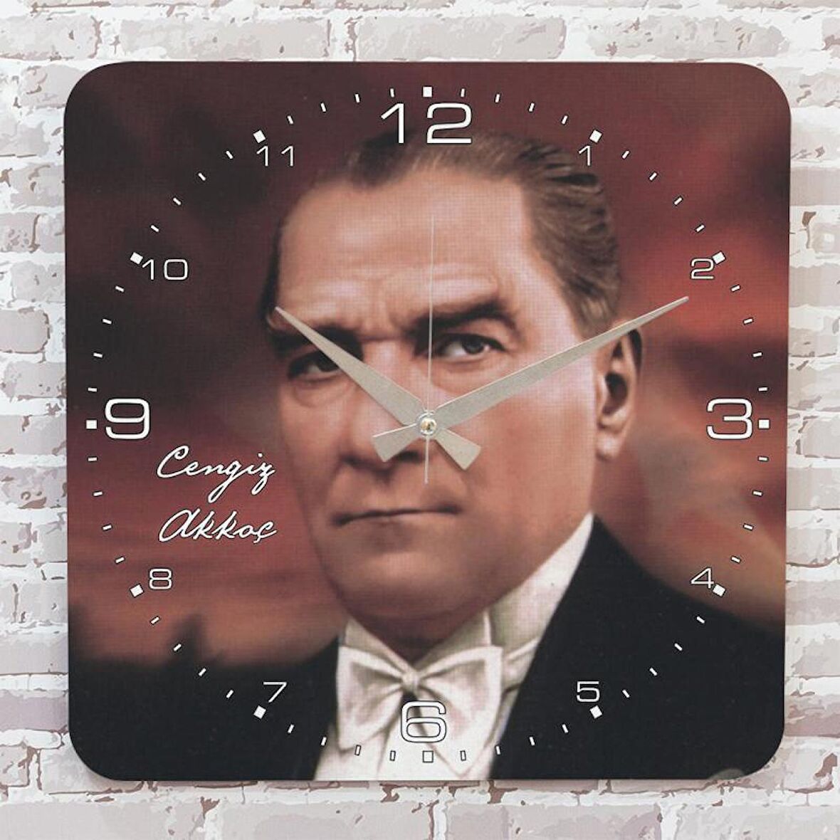 Kişiye Özel Atatürk Tasarımlı Hediye Ahşap Saat 33cm KA01-1472