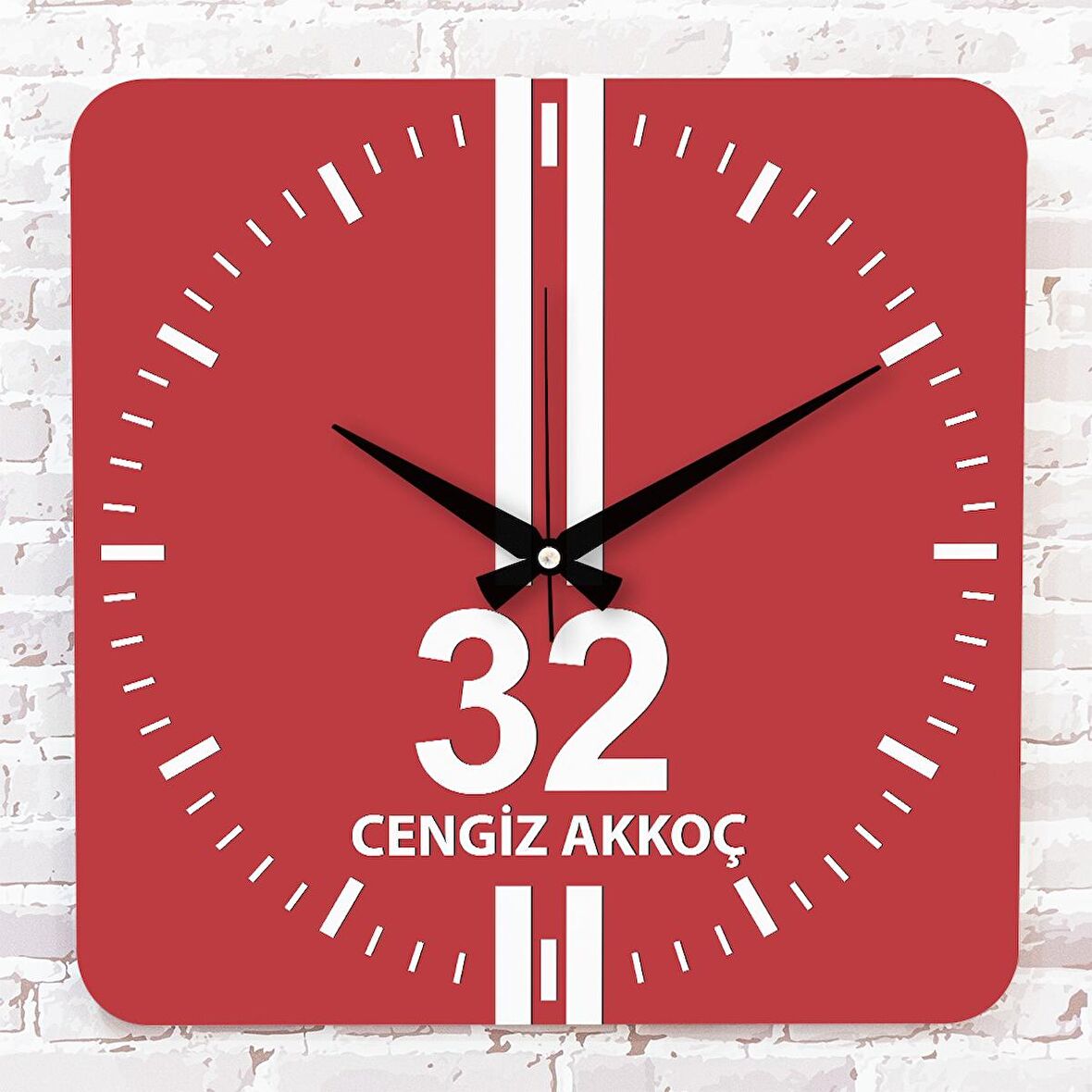 Kırmızı & Beyaz Ispartalılara Özel Ahşap Saat 33cm KA01-1583