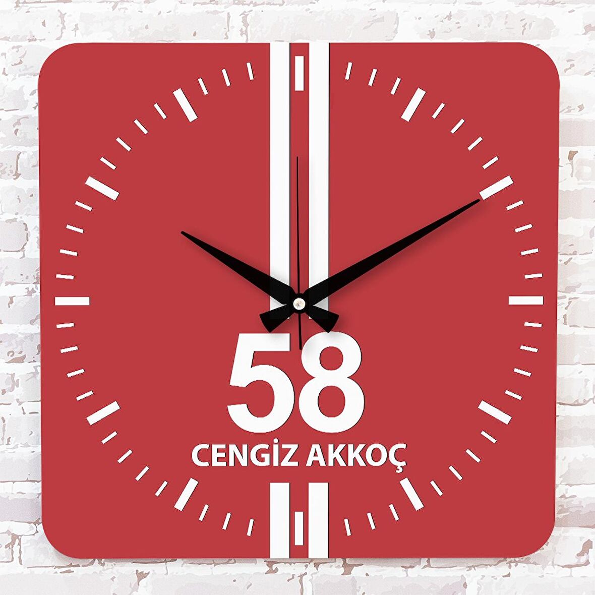 Kırmızı & Beyaz Sivaslılara Özel Ahşap Saat 33cm KA01-1614