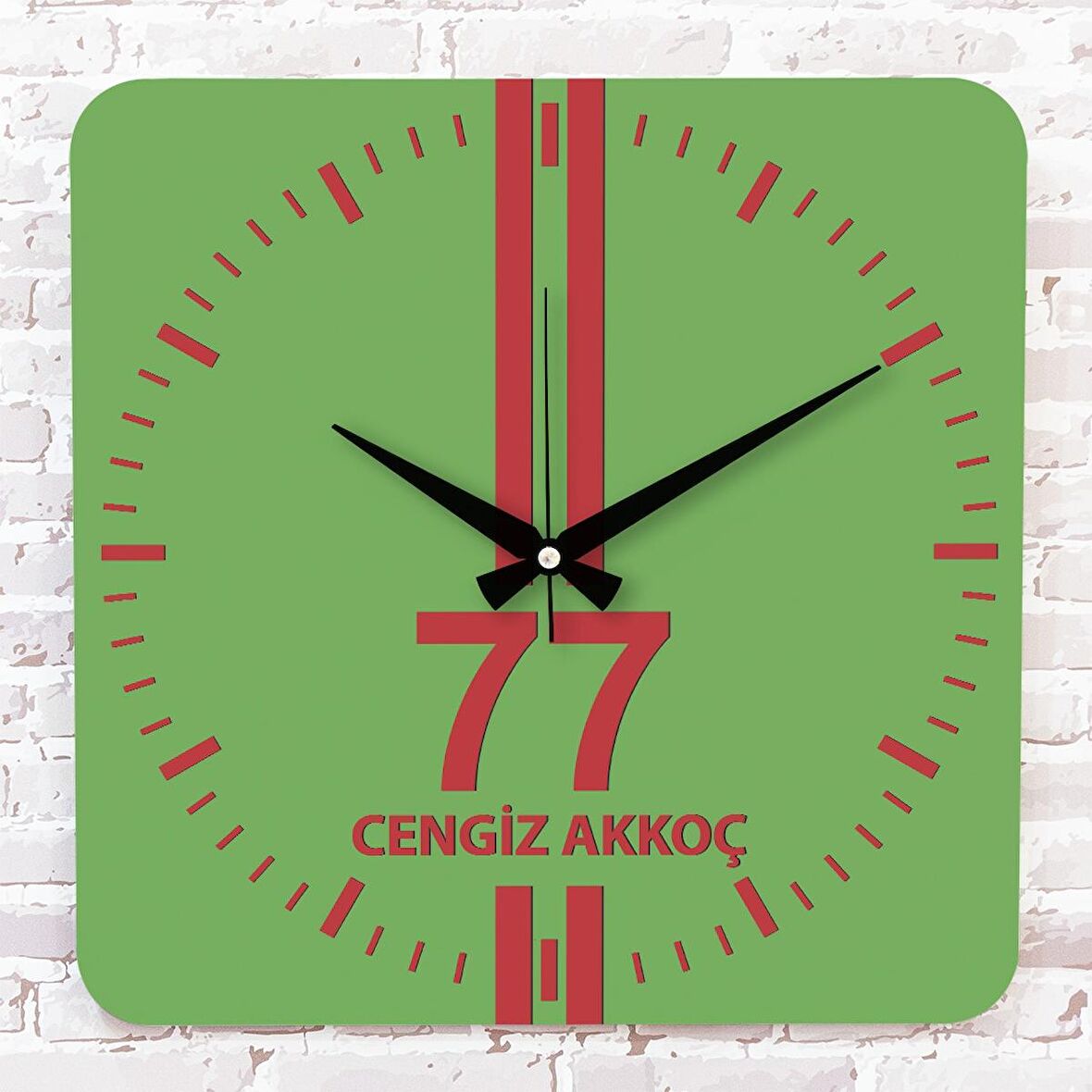 Kırmızı & Yeşil Yalovalılara Özel Ahşap Saat 33cm KA01-1633