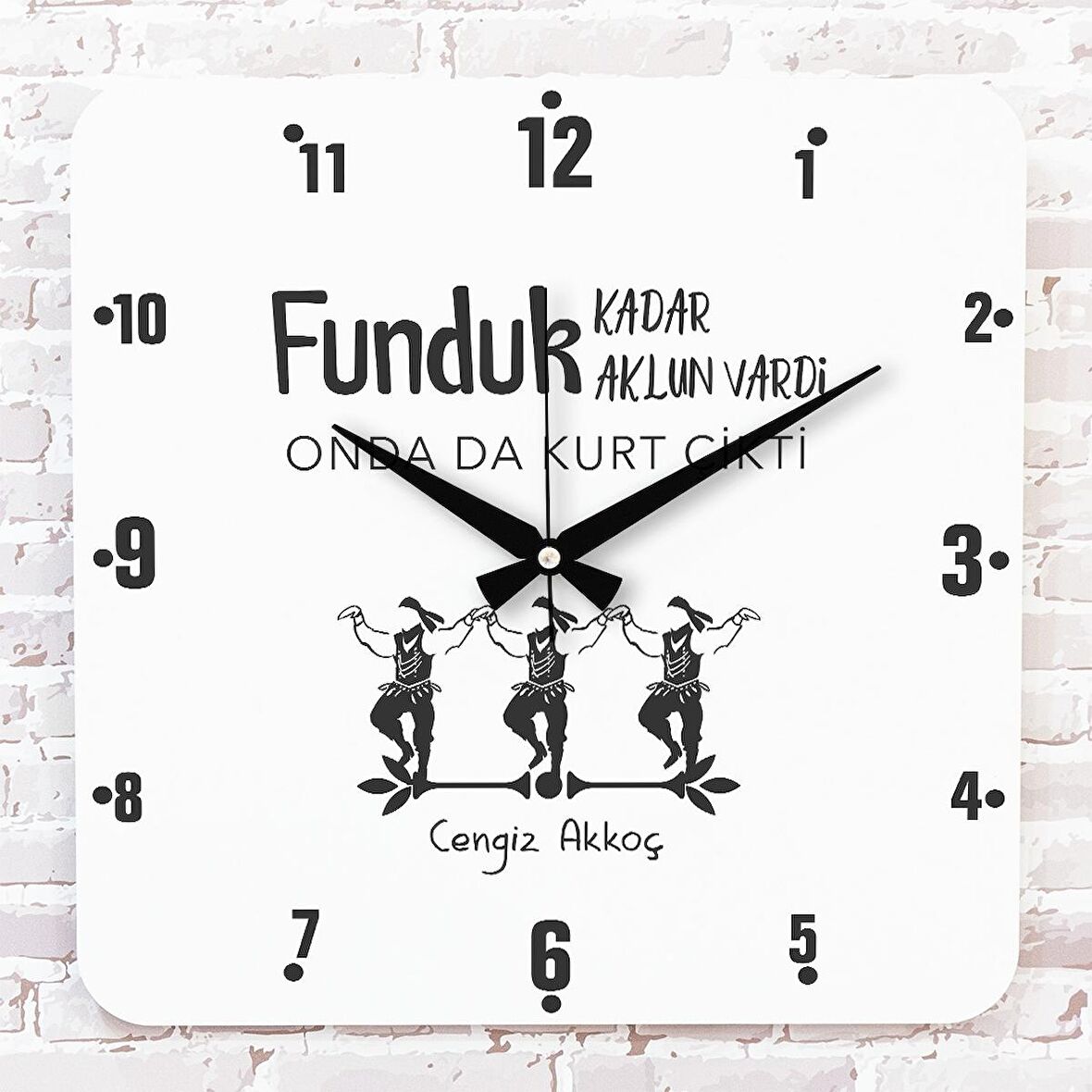 Karadenizliye Hediye Funduk Kadar Aklin Vardi Tasarımlı Ahşap Saat 33cm KA01-1654