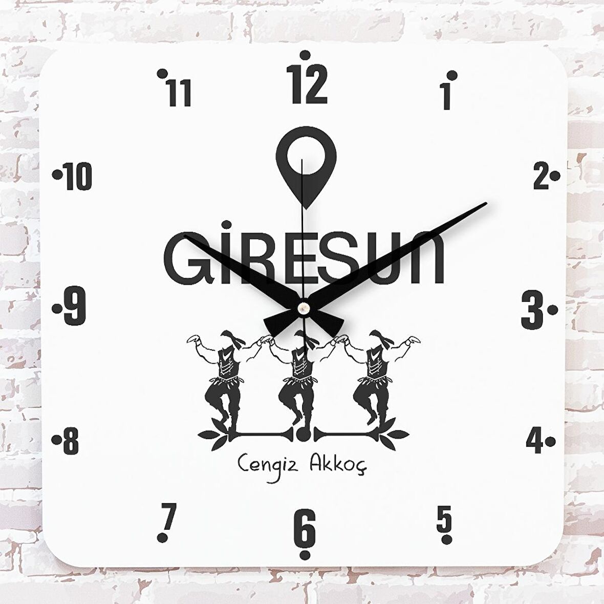 Giresunlu’ya Hediye Ahşap Saat 33cm KA01-1657