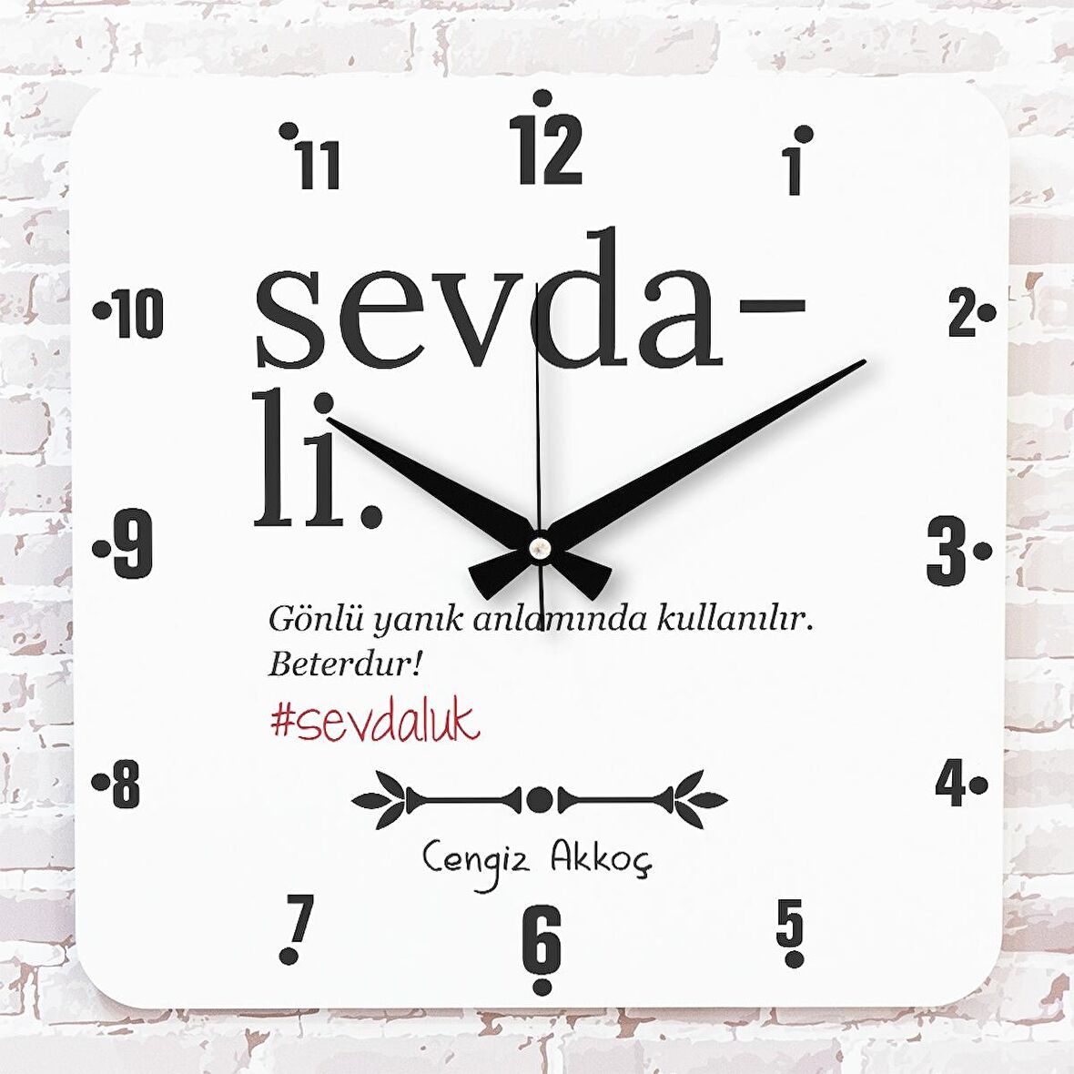 Karadenizliye Hediye Sevdali Tasarımlı Ahşap Saat 33cm KA01-1686