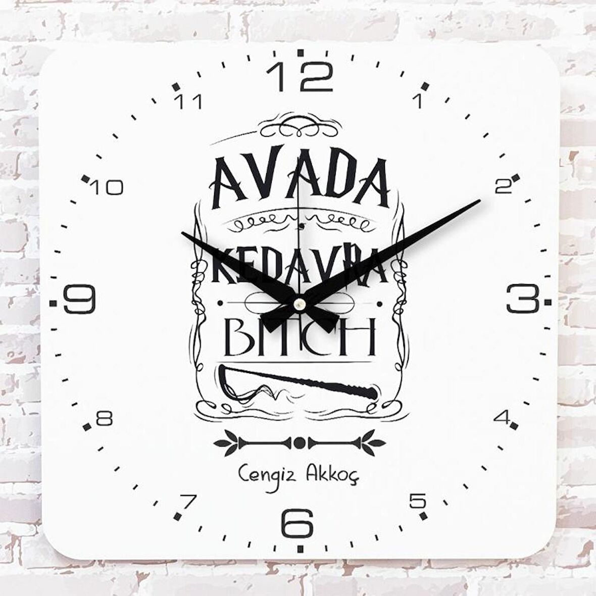 Kişiye Özel Avada Kedavra Tasarımlı Hediye Ahşap Saat 33cm KA01-1711