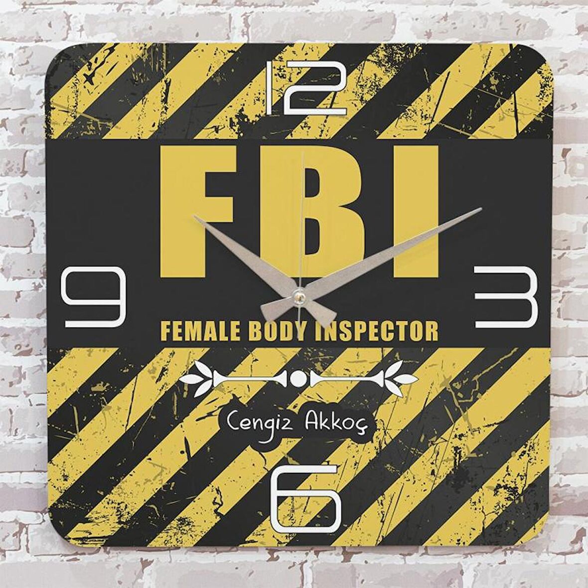 Kişiye Özel FBI ’’Female Body Inspector_ Tasarımlı Hediye Ahşap Saat 33cm KA01-1733