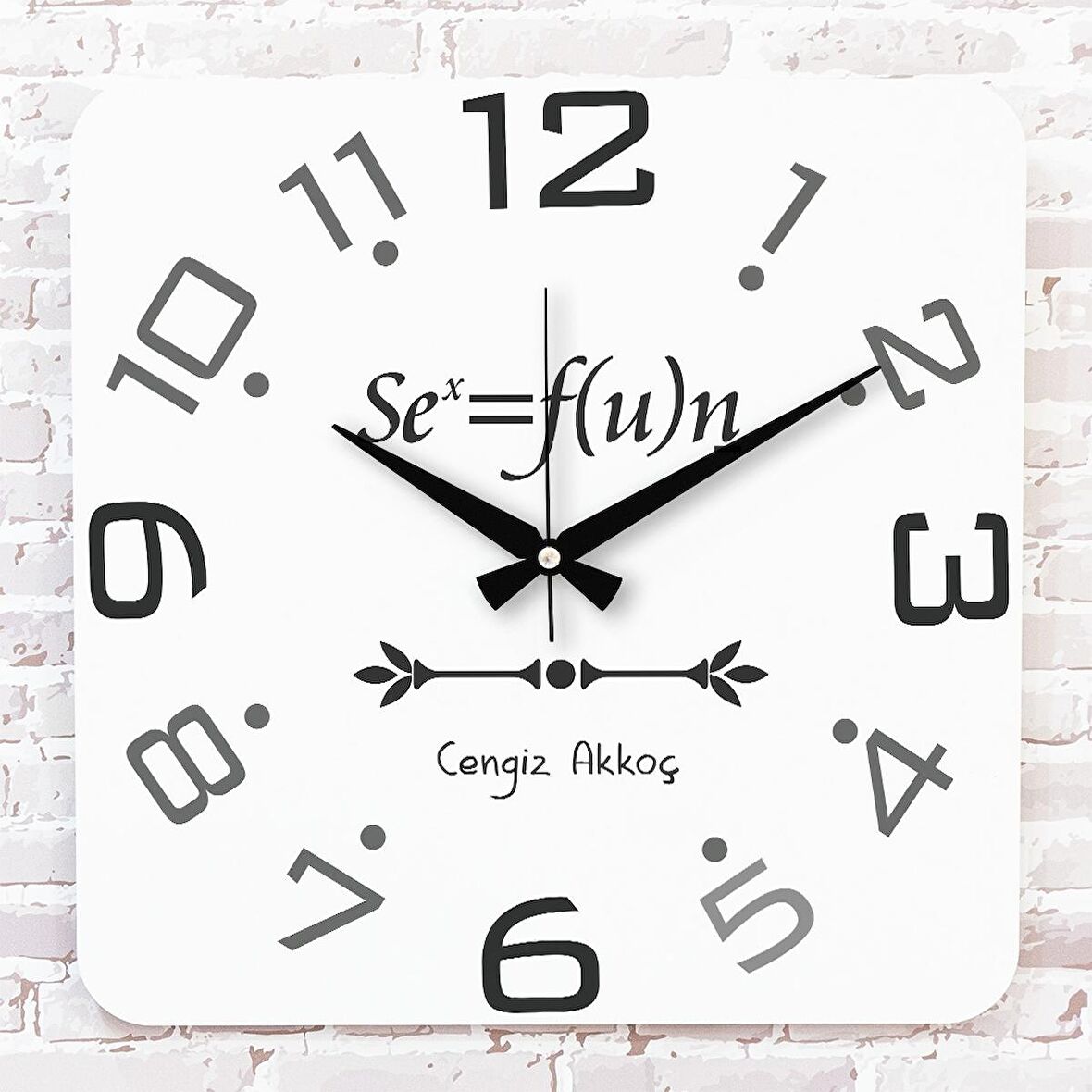 Kişiye Özel Formül Tasarımlı Hediye Ahşap Saat 33cm KA01-1734