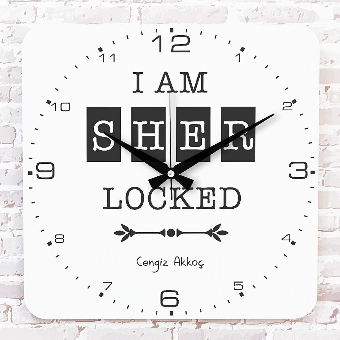 Kişiye Özel I’am Sher Locked Tasarımlı Hediye Ahşap Saat 33cm KA01-1738