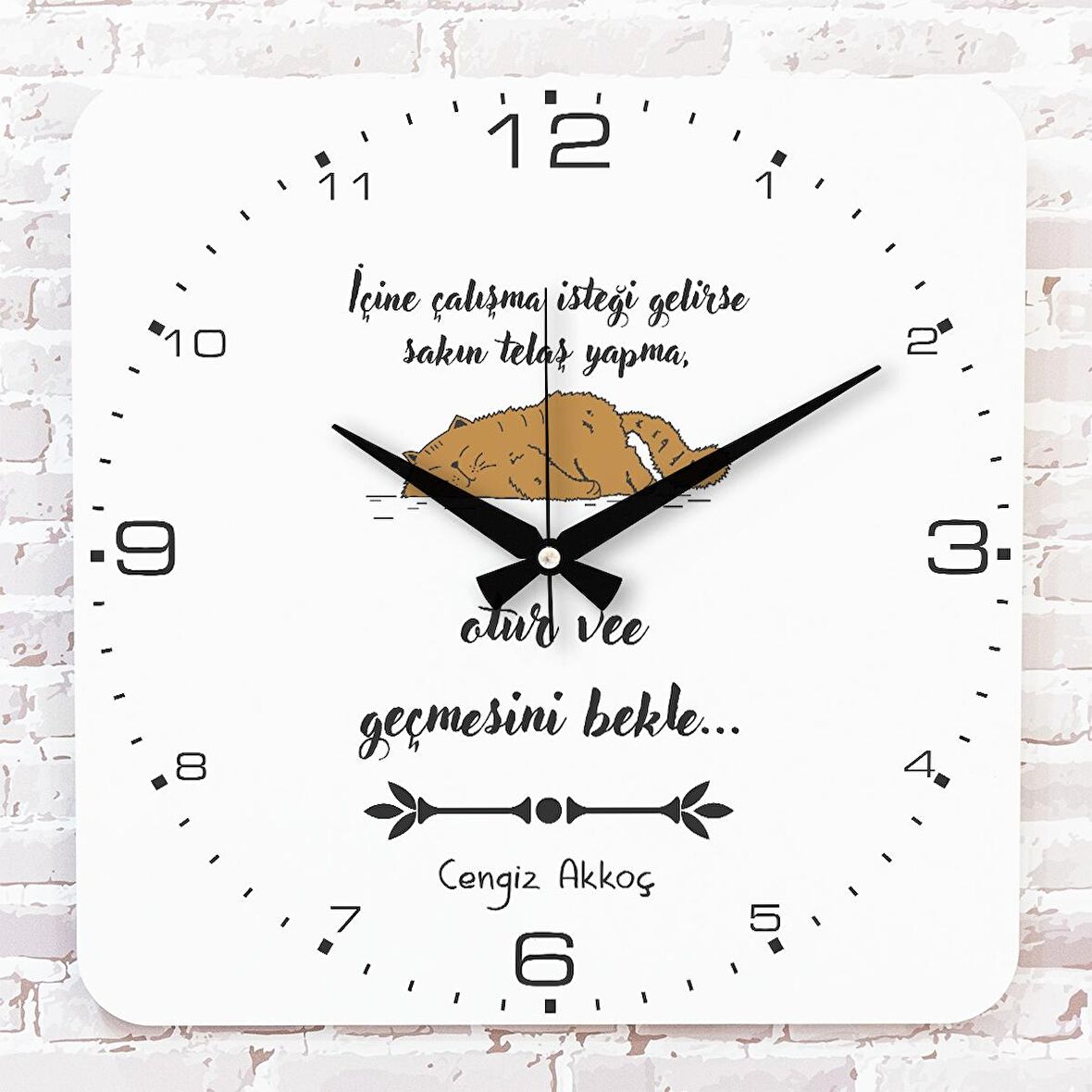 Kişiye Özel Çalışma İsteği Tasarımlı Hediye Ahşap Saat 33cm KA01-1740