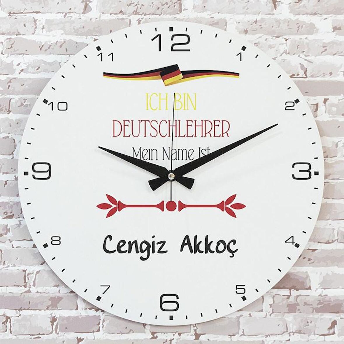 Almanca Öğretmenine Hediye Ahşap Saat 33cm  KA02-1032