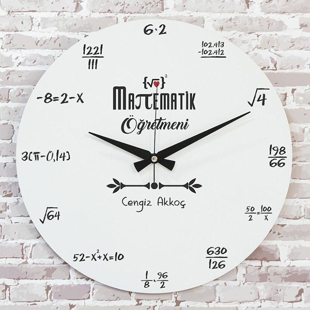 Matematik Öğretmenine Hediye Ahşap Saat 33cm  KA02-1050