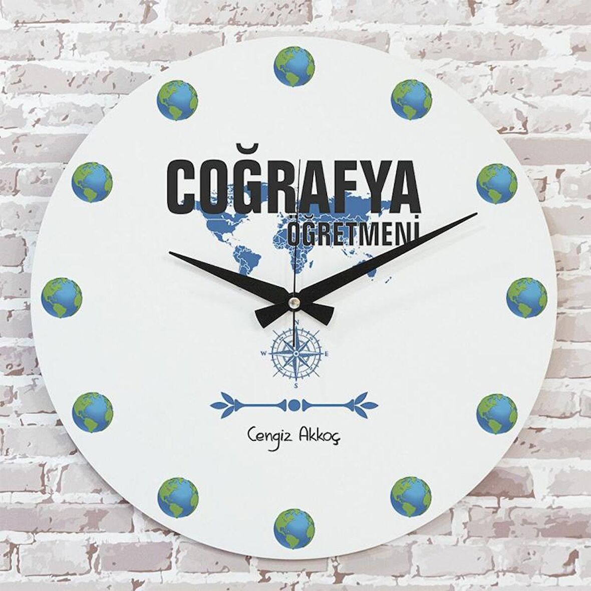 Coğrafya Öğretmenine Hediye Ahşap Saat 33cm  KA02-1113
