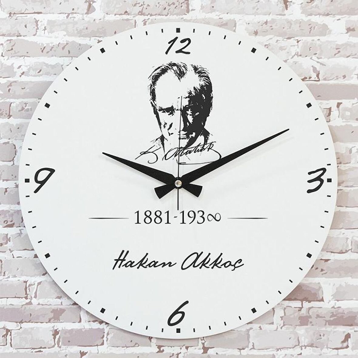 Kişiye Özel Atatürk Silüetli Hediye Ahşap Saat 33cm  KA02-1185