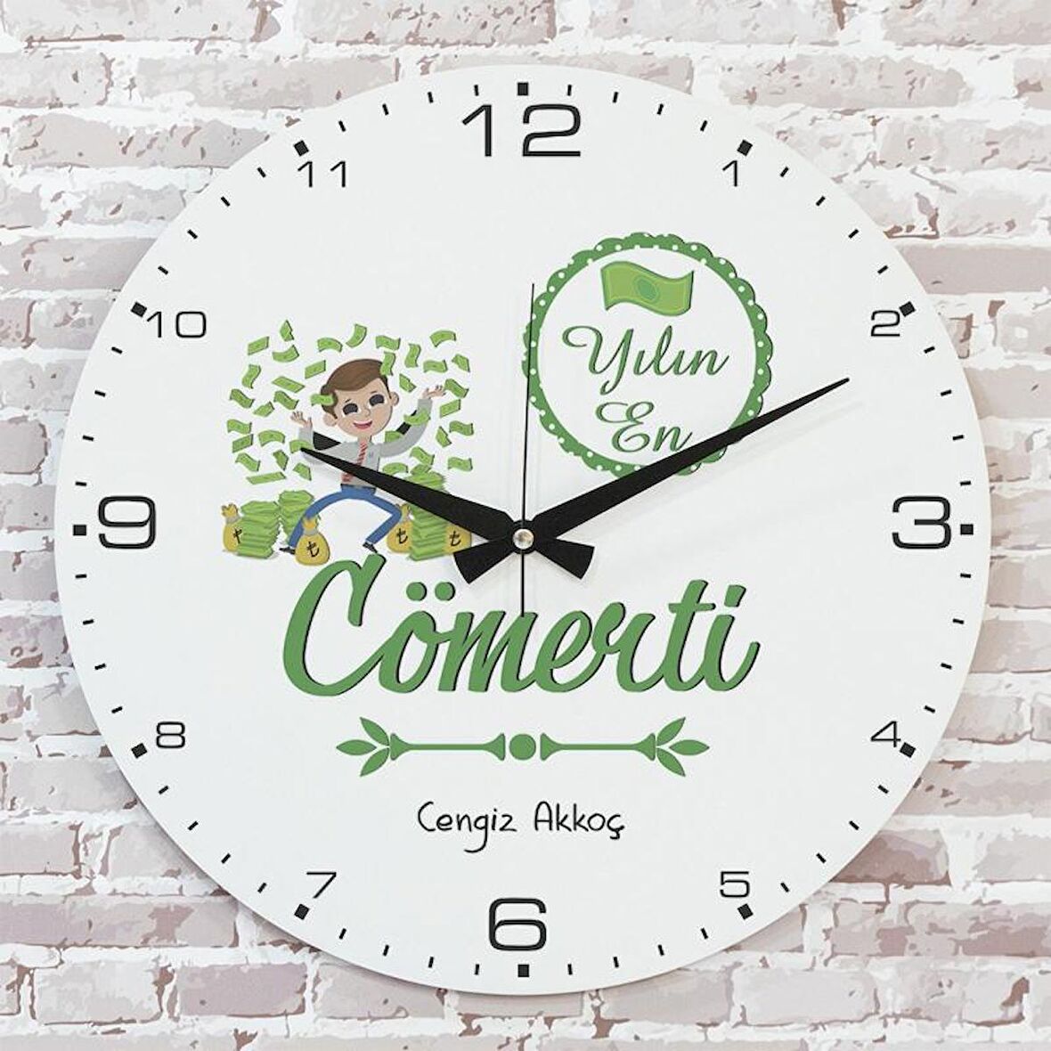 Kişiye Özel Yılın En Cömerti Hediye Ahşap Saat 33cm  KA02-1198