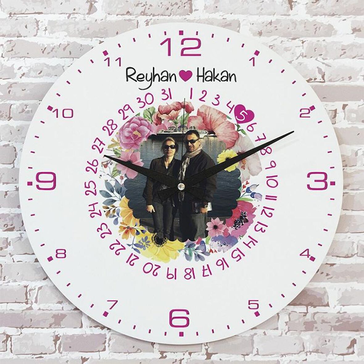 Sevgililer Günü Hediyesi Ahşap Saat 33cm  KA02-1304