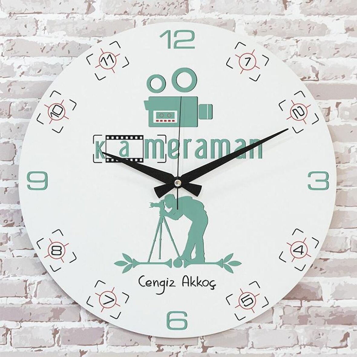 Kameramana Hediye Ahşap Saat 33cm  KA02-1378