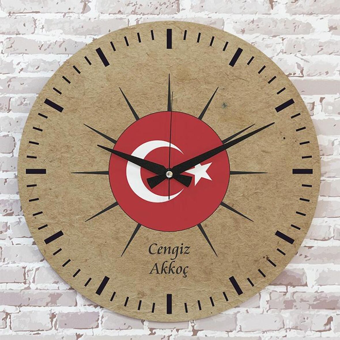 Kişiye Özel Türk Bayrağı Tasarımlı Hediye Ahşap Saat 33cm  KA02-1407