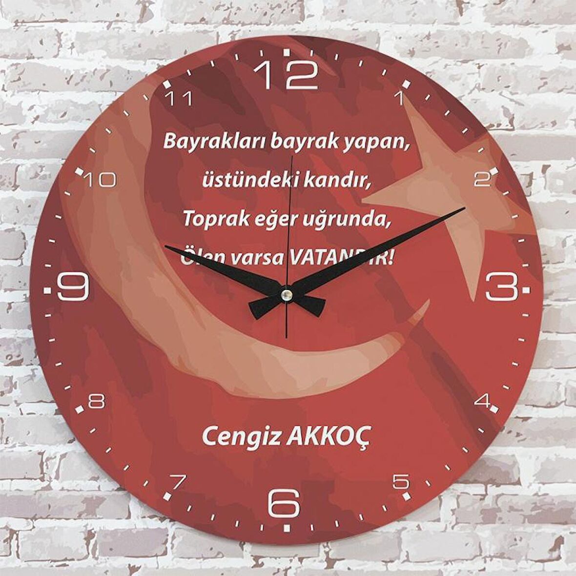Kişiye Özel Türk Bayrağı Tasarımlı Hediye Ahşap Saat 33cm  KA02-1437