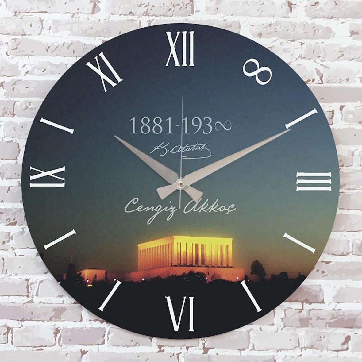 Kişiye Özel Anıtkabir Tasarımlı Hediye Ahşap Saat 33cm  KA02-1442