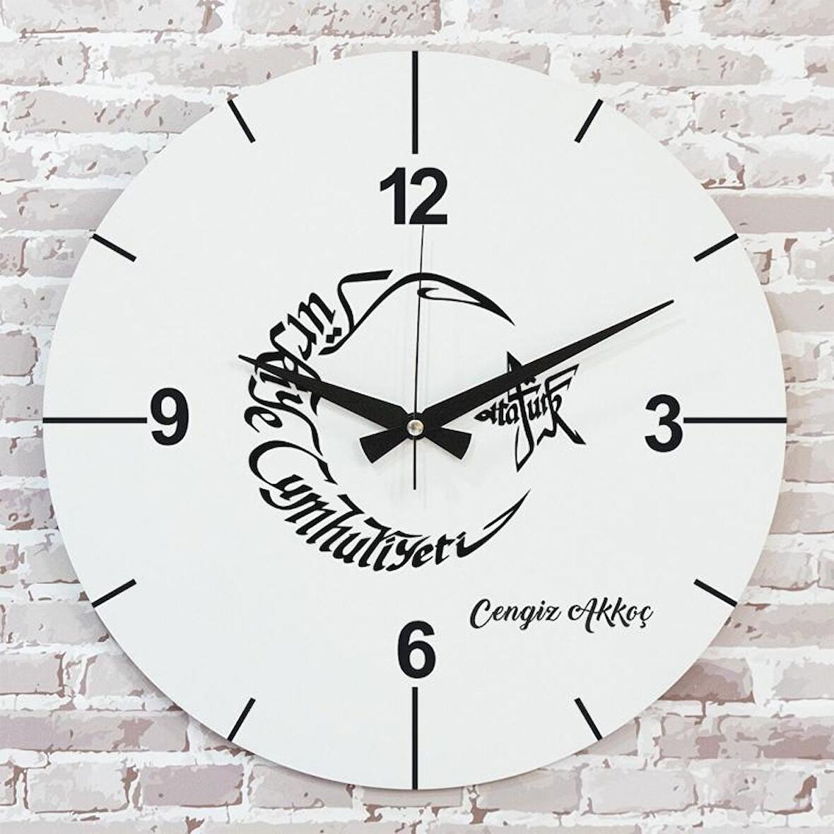 Kişiye Özel Atatürk Tasarımlı Hediye Ahşap Saat 33cm  KA02-1446