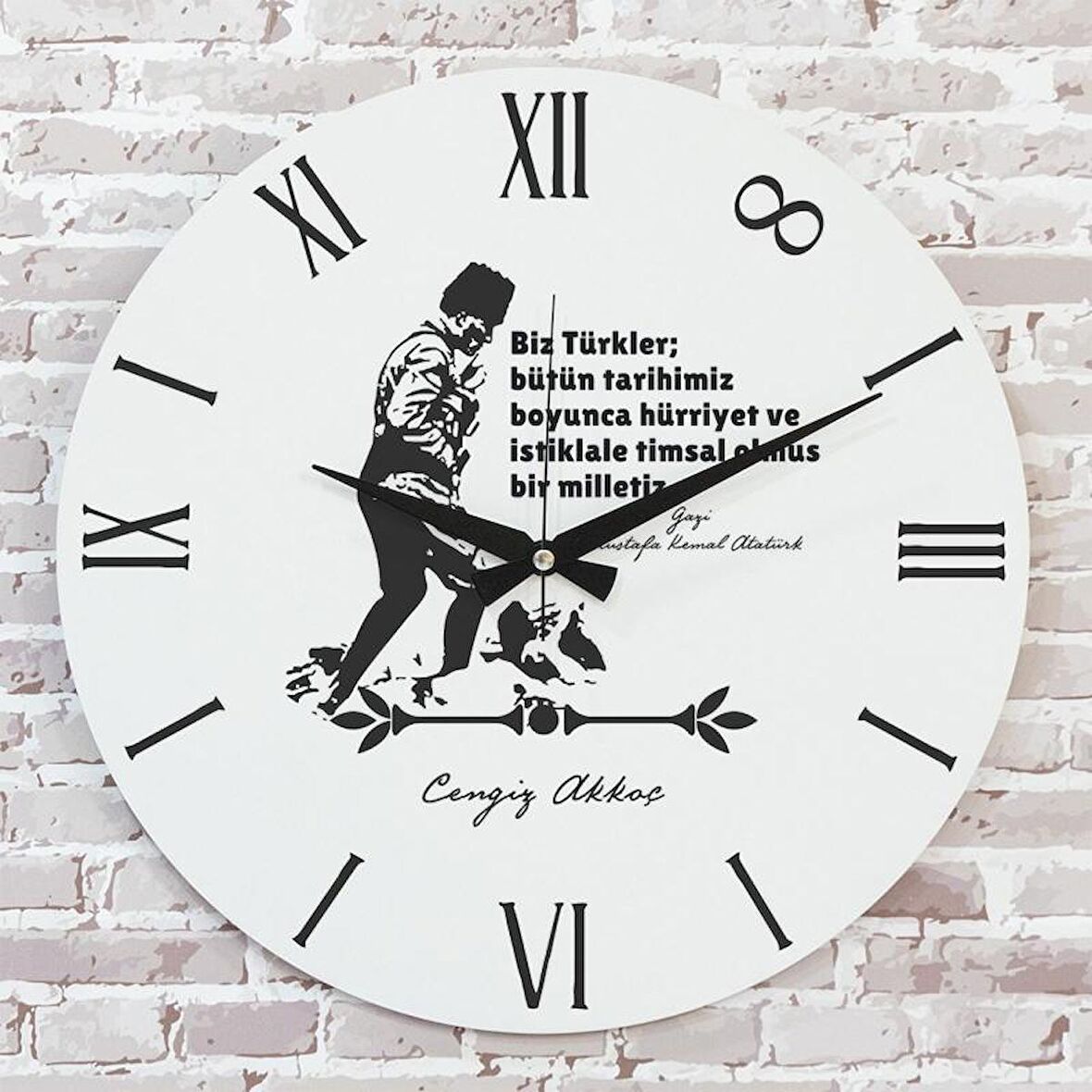 Kişiye Özel Atatürk Tasarımlı Hediye Ahşap Saat 33cm  KA02-1457