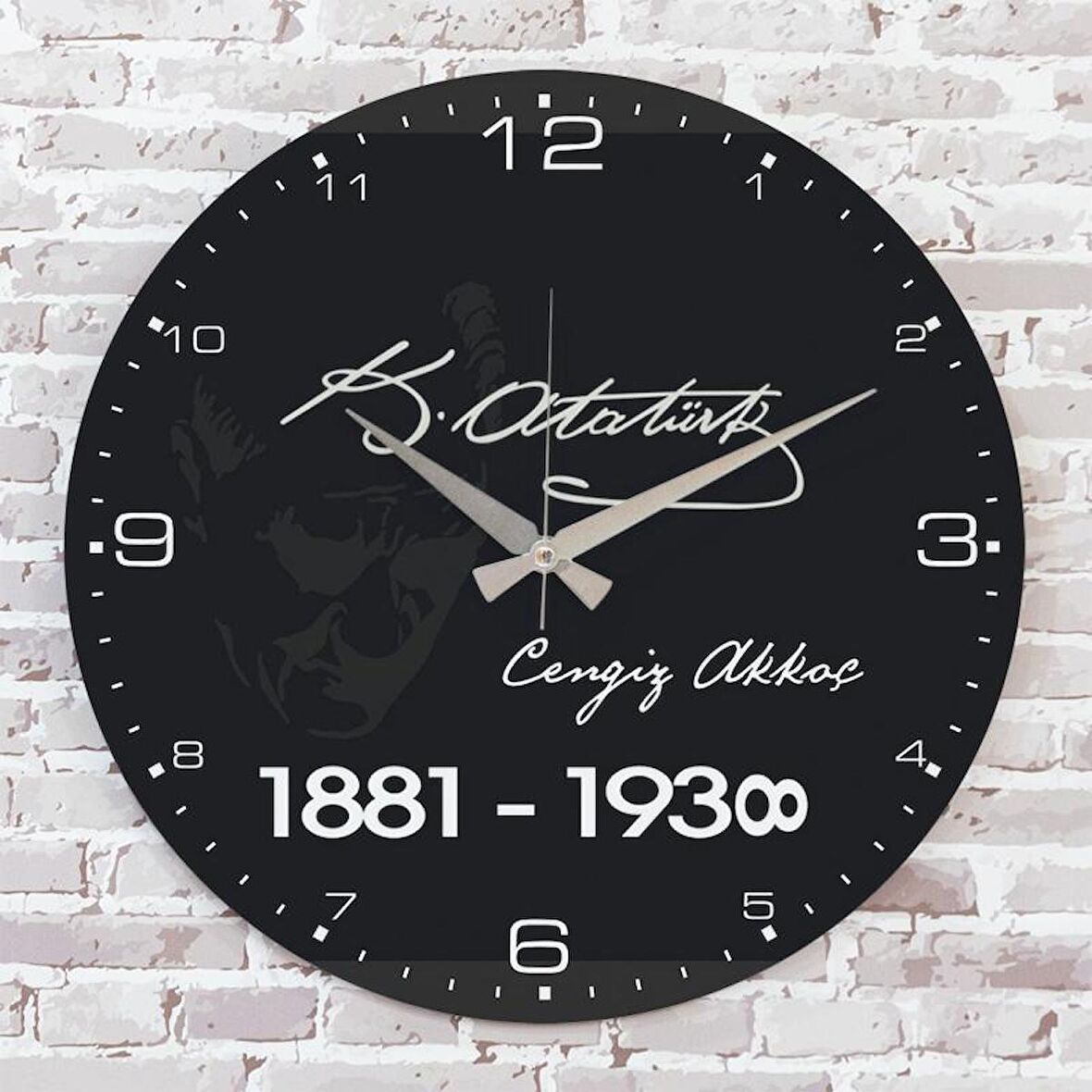Kişiye Özel Atatürk Tasarımlı Hediye Ahşap Saat 33cm  KA02-1460