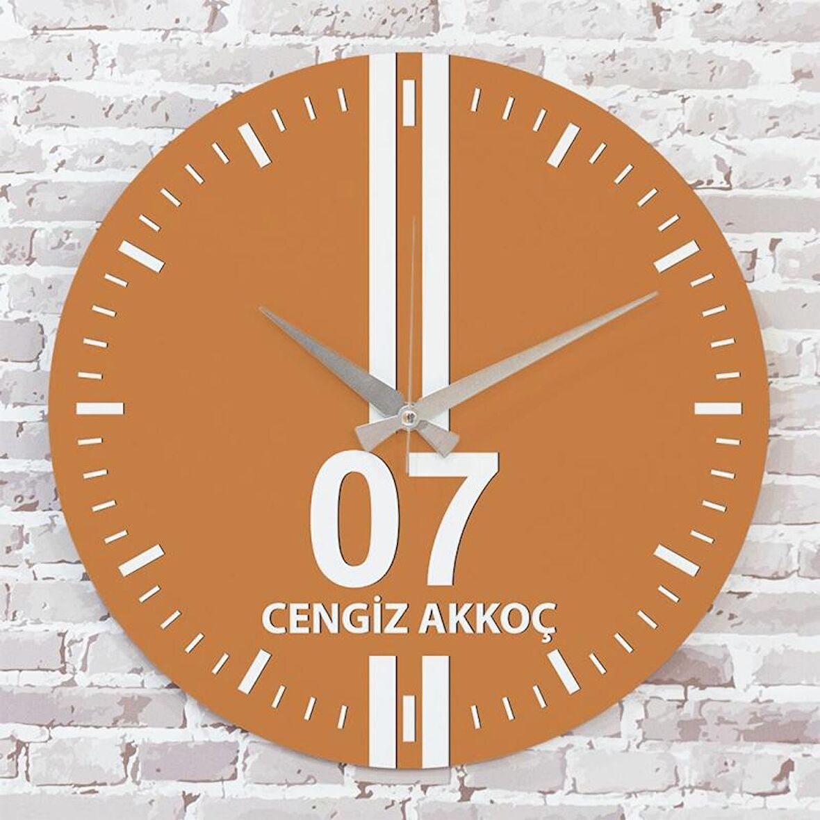 Turuncu & Beyaz Alanyalılara Hediye Ahşap Saat 33cm  KA02-1553