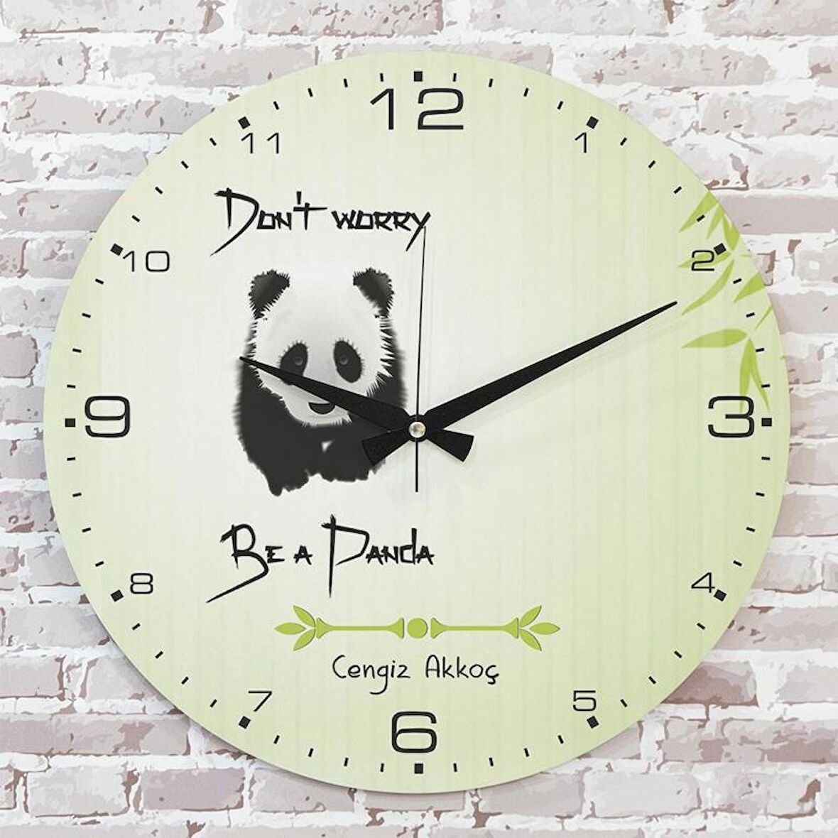 Kişiye Özel Don’t Worry, Be Panda Tasarımlı Hediye Saat 33cm  KA02-1715