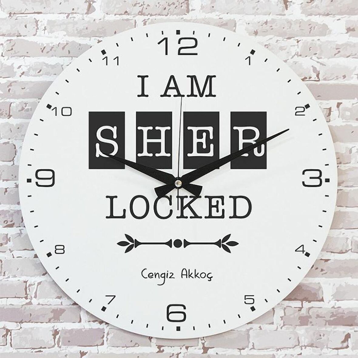 Kişiye Özel I’am Sher Locked Tasarımlı Hediye Saat 33cm  KA02-1730