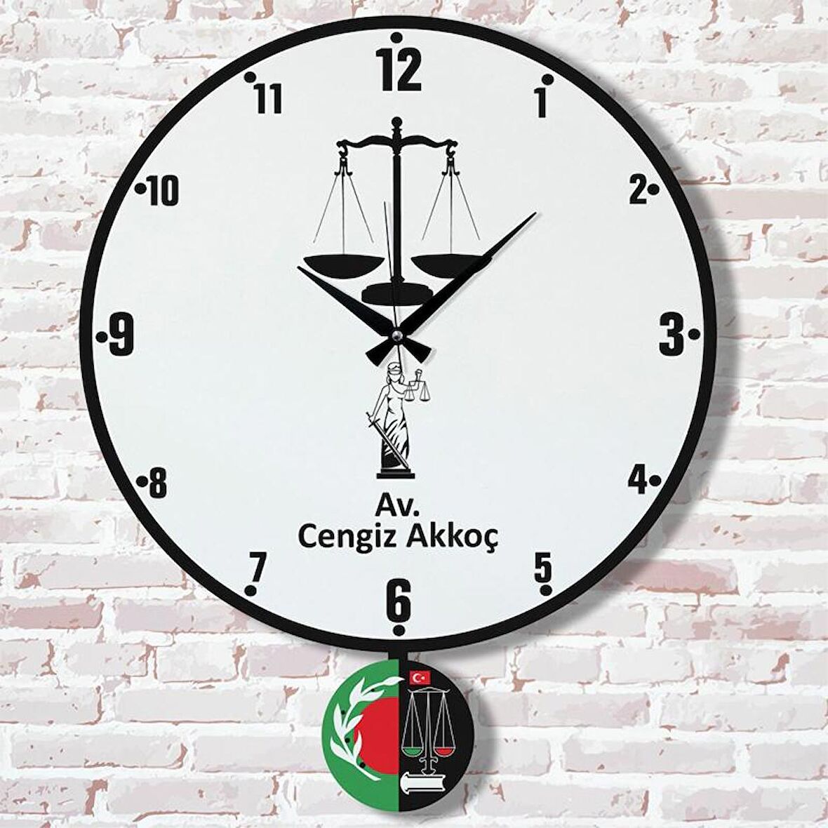 Avukata Hediye Sallanan Sarkaçlı Saat KA07-1032