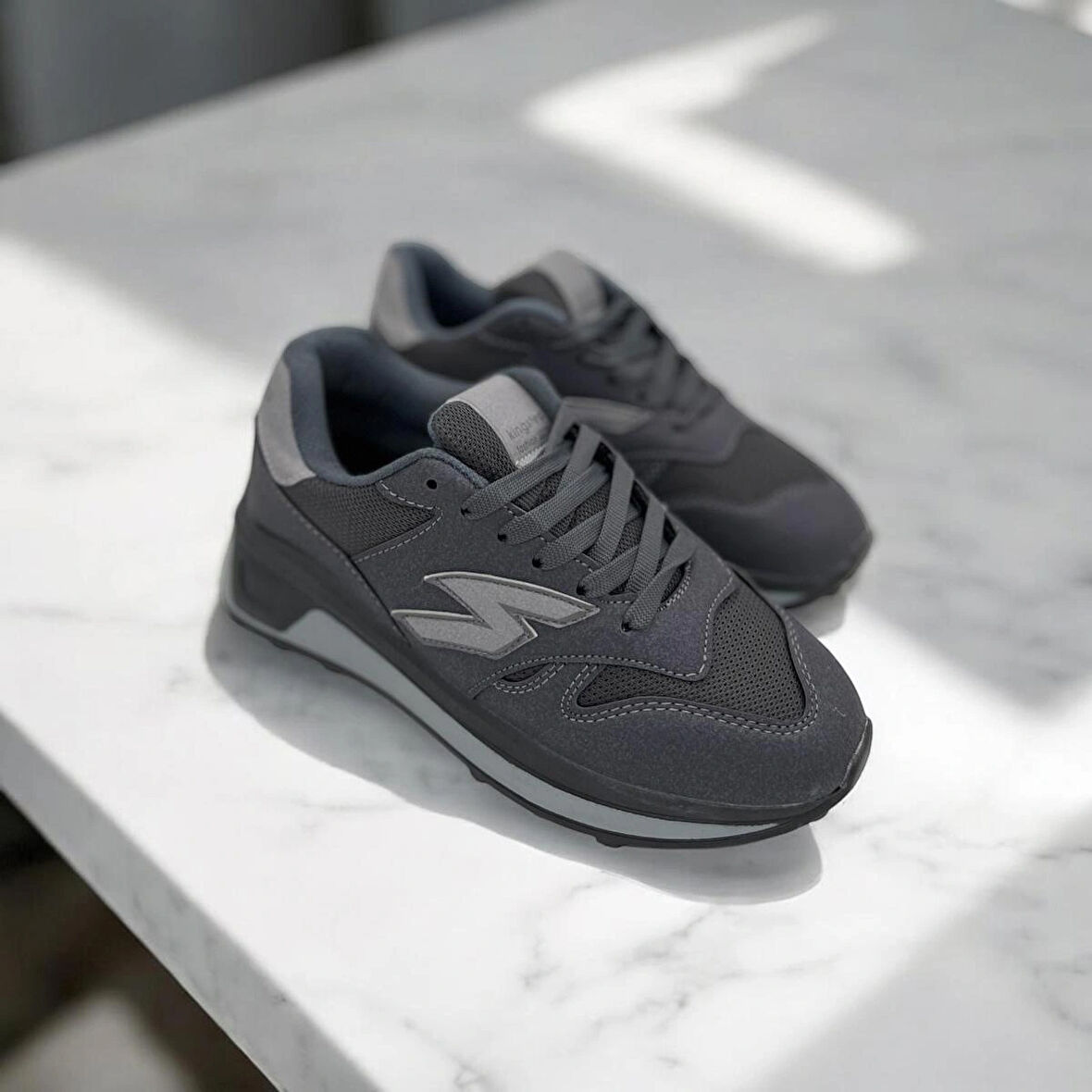 GRI RENK KADIN KALIN TABAN SPOR AYAKKABI