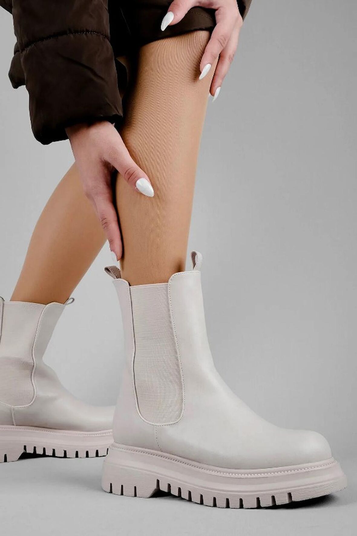 Feles Kadın Kalın ve Yüksek Taban Elastik Chelsea Günlük Bot Kadın Bot