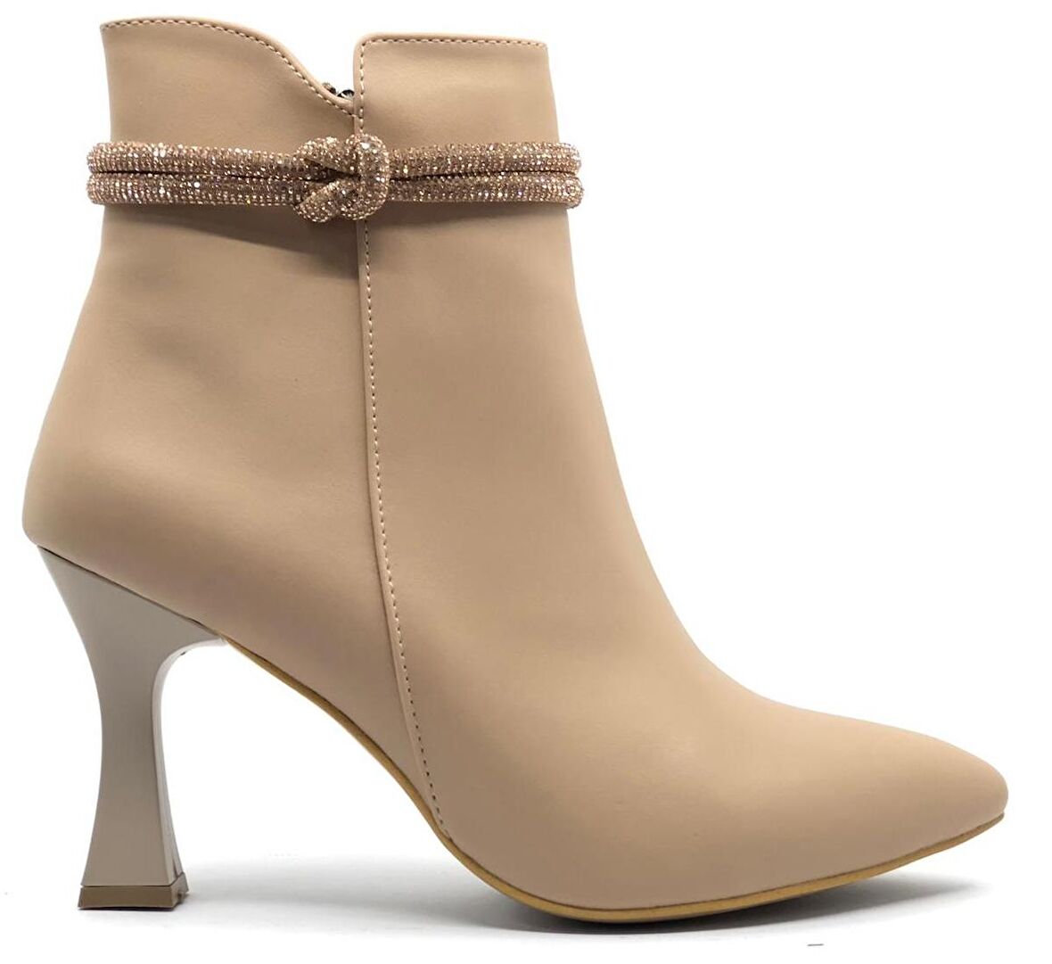 Feles Düğüm Taş Detaylı Kadeh Topuk Kadın Bot