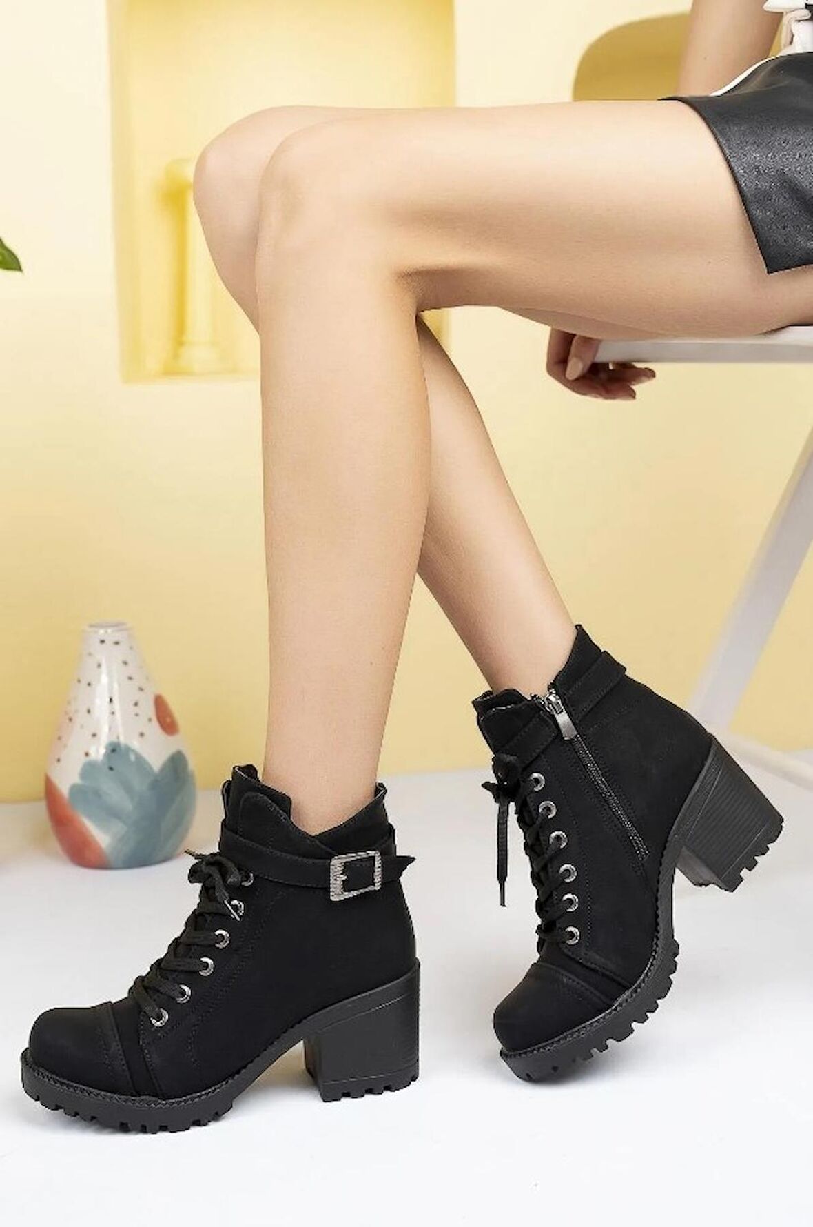 Ayakdaş 4031 Toka Detaylı Topuklu Kadın Bot