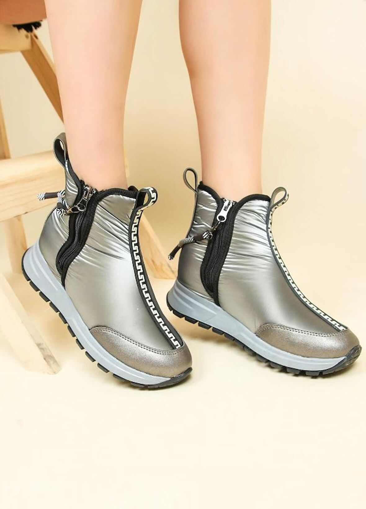 Feles Dalgıç Kumaş Özel Tasarım Fermuarlı Kadın Bot Kar Botu