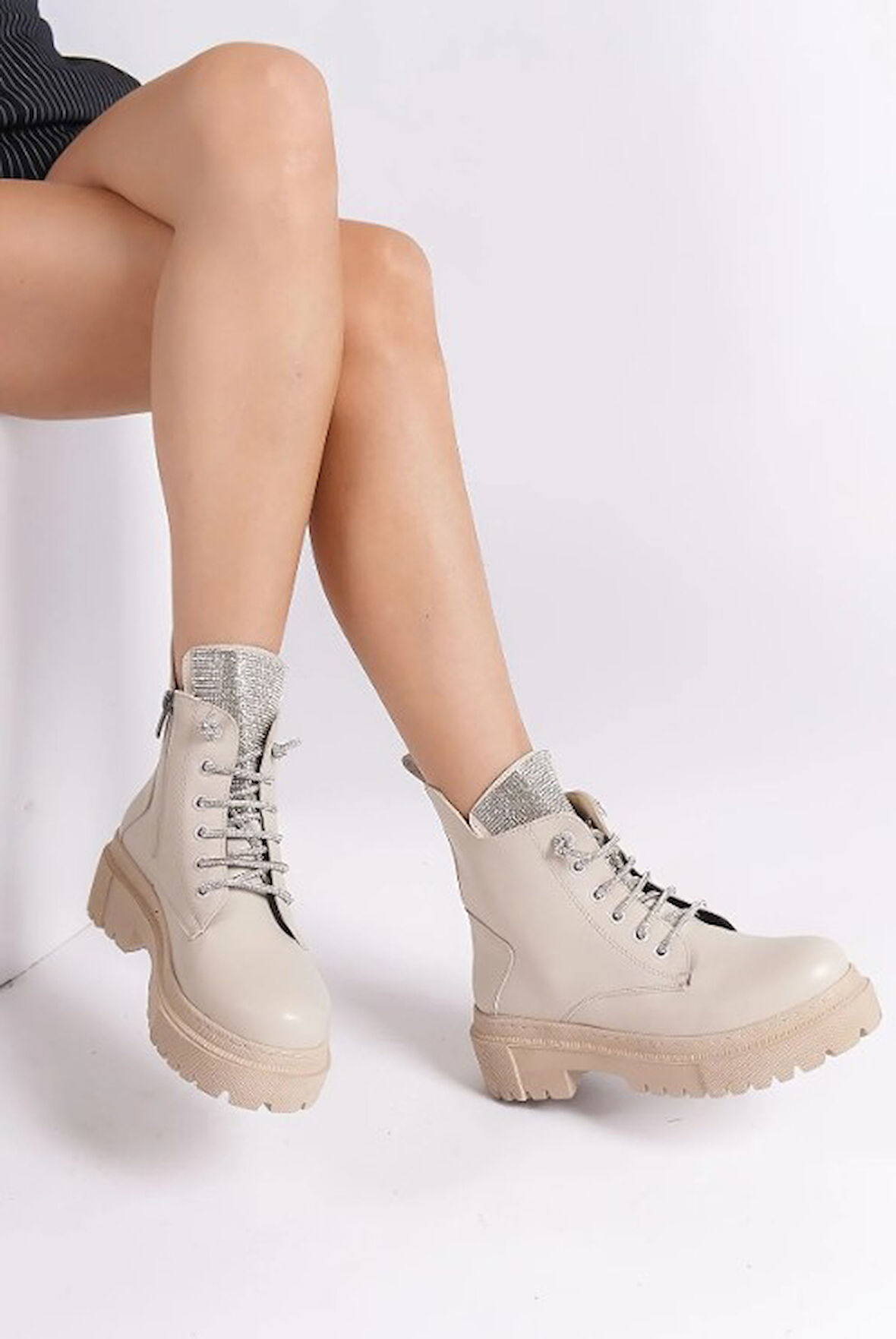 Feles Taş Bağcık Detaylı Postal Kadın Bot