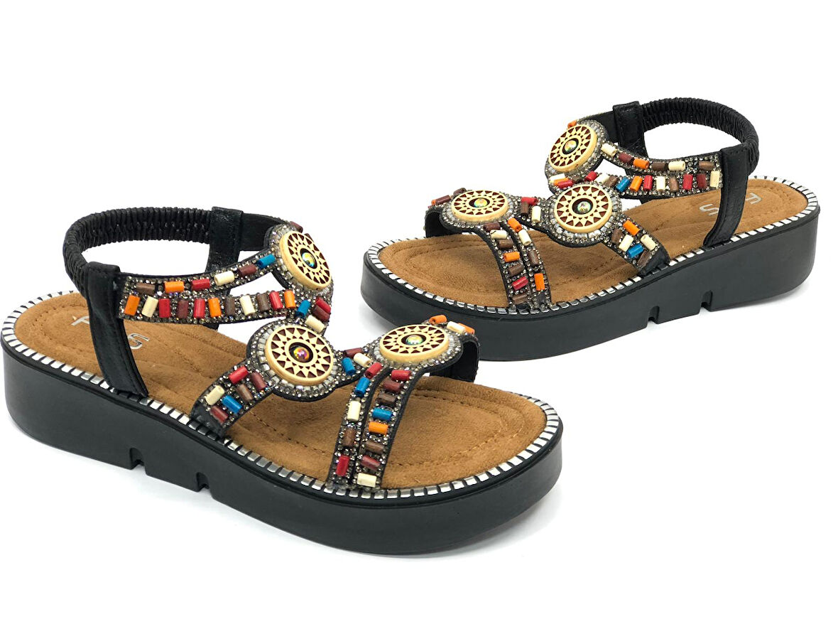 Feles Kalın Taban Boncuk Detaylı Kadın Sandalet