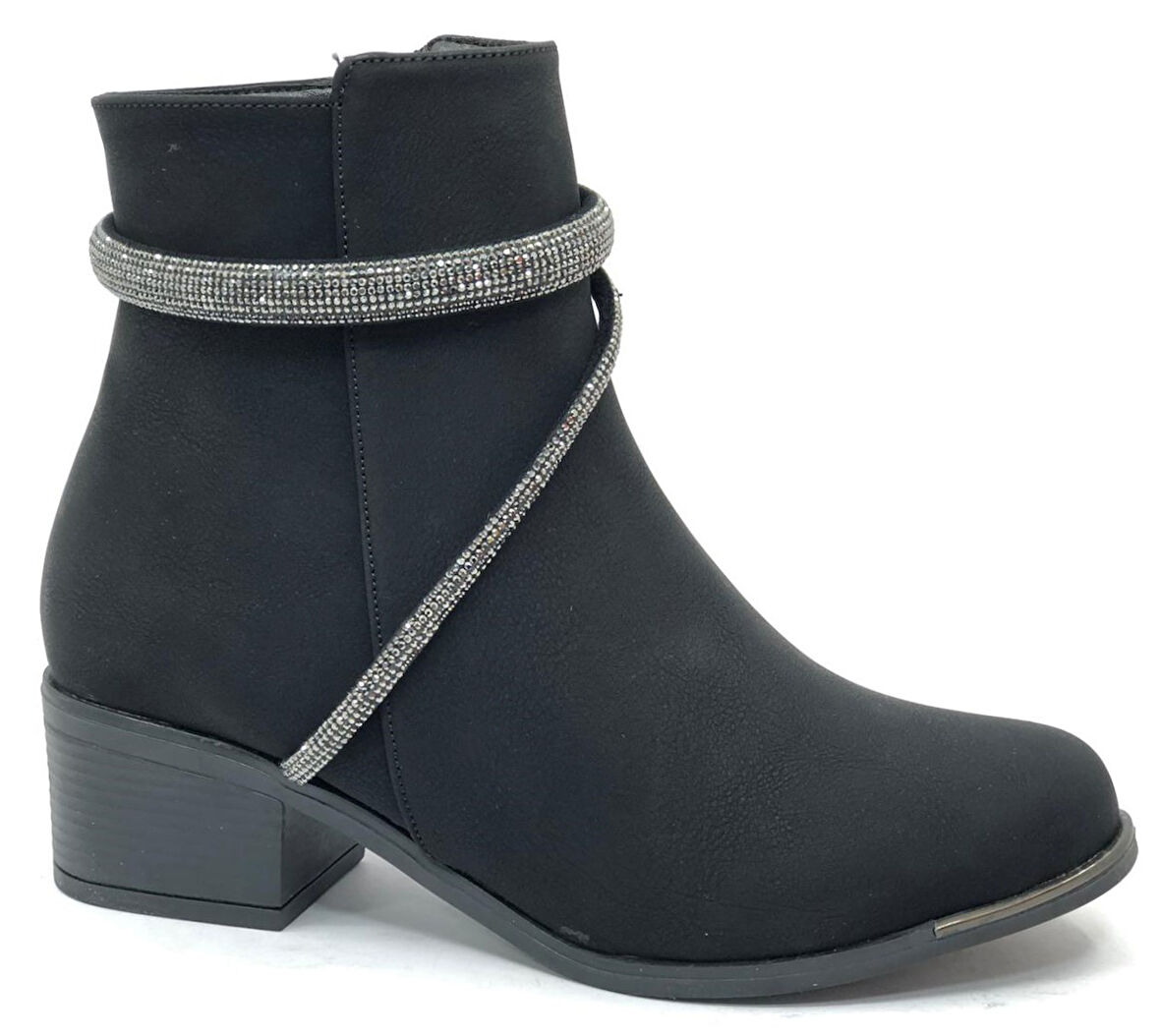 Mehtap Bilek Taş Dekolteli Kadın Bot