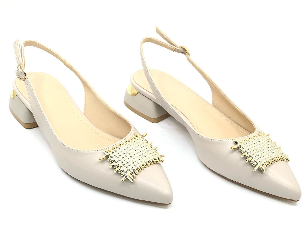 Feles Toka Detaylı Kısa Topuklu Arkası Açık Kadın Babet Ayakkabı