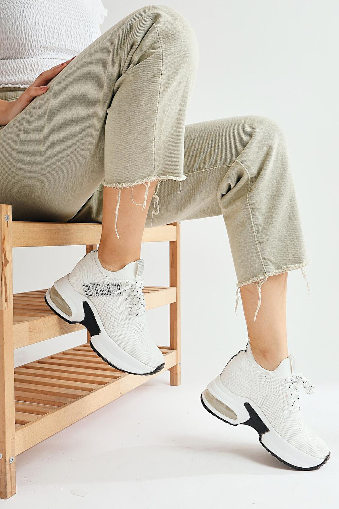 Kocamanlar 48564014 Sneaker Gizli Topuk Kadın Spor Ayakkabı