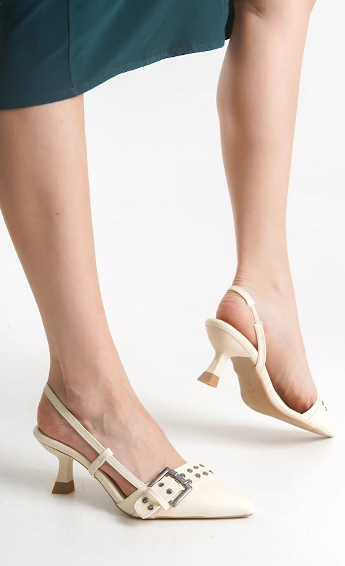 Feles Zımba Toka Detaylı Arkası Açık Stiletto Kadın Topuklu Ayakkabı